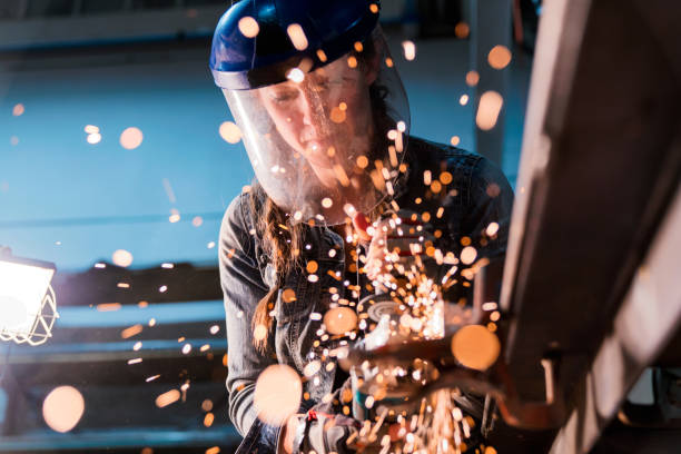  Ly Lake, IL Welder Pros